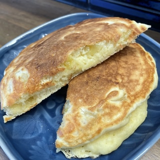 ホットプレートでふわふわバナナホットケーキ